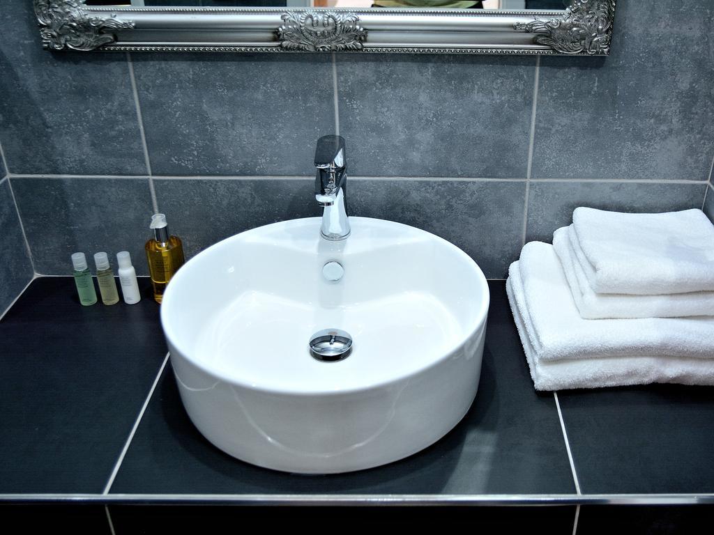 Hotel Atrium Pardubice Dış mekan fotoğraf